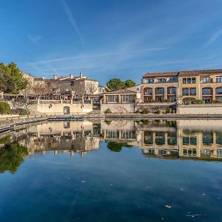 Magnifique Vue Lac Au Golf De Pont-Royal Mallemort Exterior foto